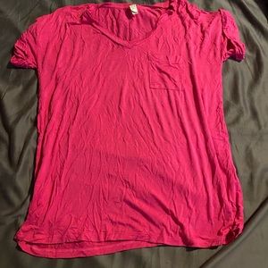 Pink pocket tee
